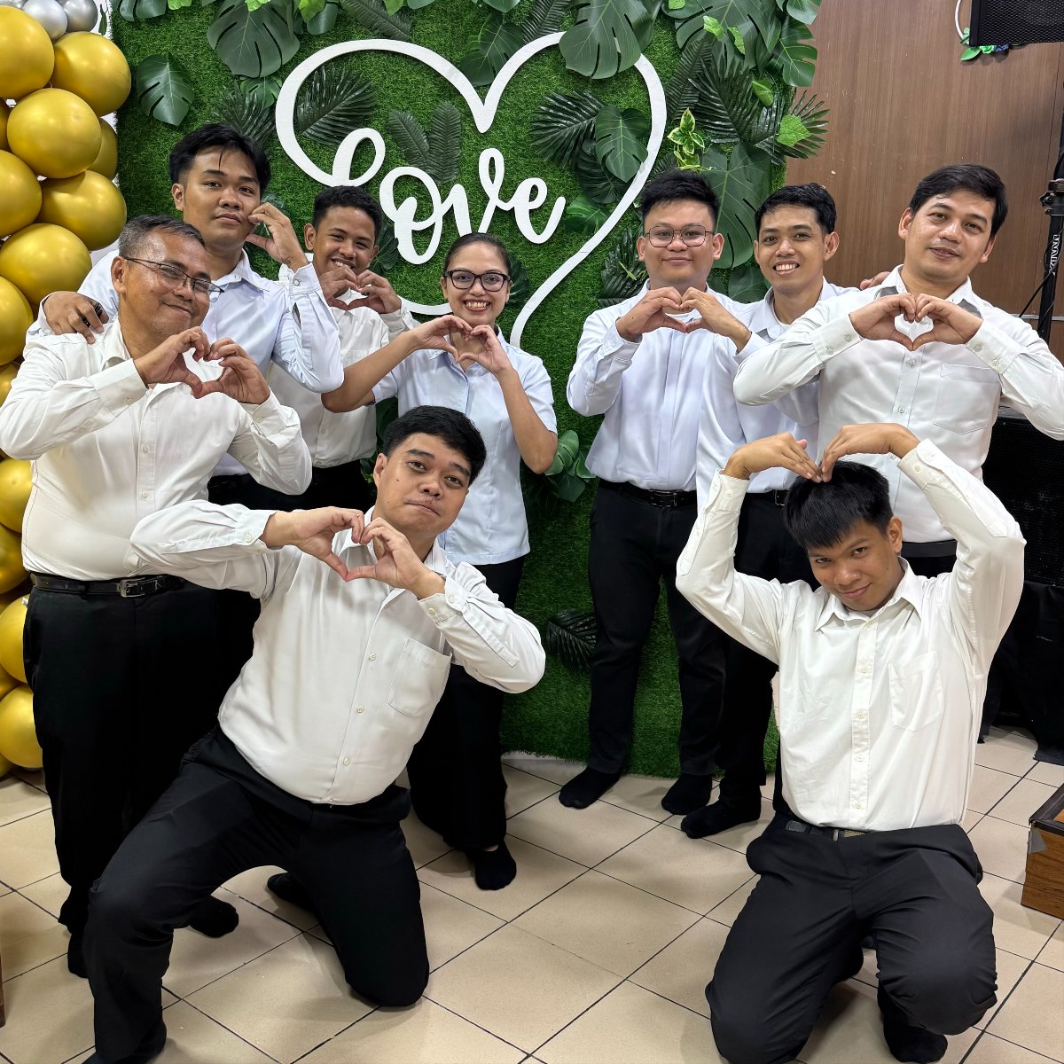 Attendance for 24/7 Singing Duty